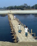 :  > Banglad� (Bangladesh)